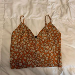 Flower cropped tank top